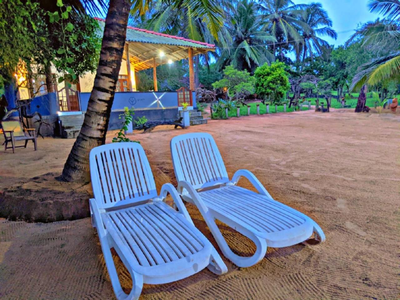 Beach Bungalow Yala Kirinda  Exteriör bild